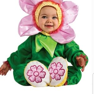 Baby flower costume NWT